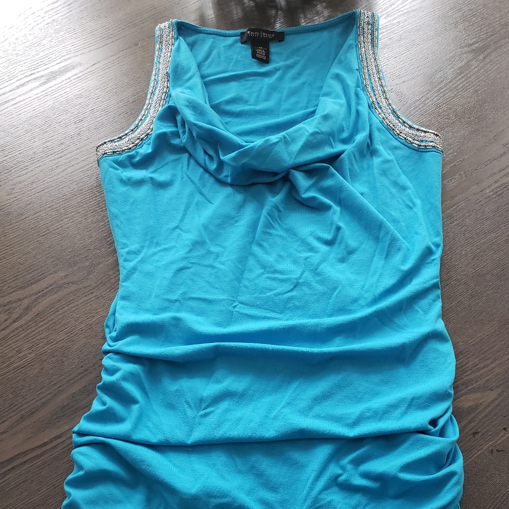 White House Black Market sleevless top